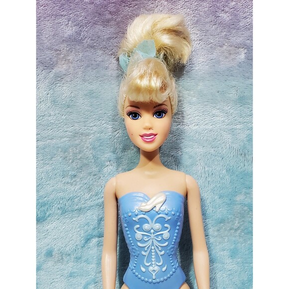 2009 Disney Mattel Cinderella Ballerina Doll Used Collectible Princess Figure - Picture 2 of 7
